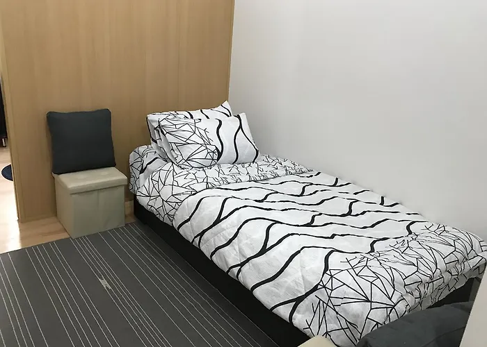 Apartahotel Unit For Rent